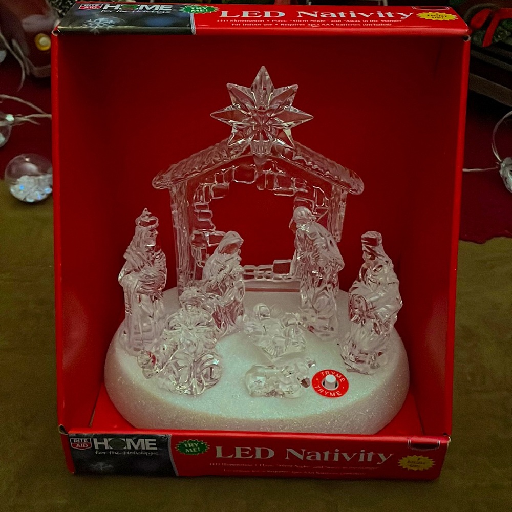 Home for the Holidays LED Nativity (new in box)